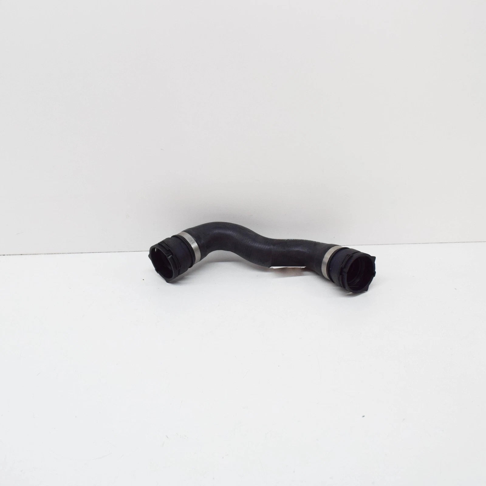 NEW BMW 3 E46 COOLING SYSTEM WATER HOSE 11532247851 ORIGINAL