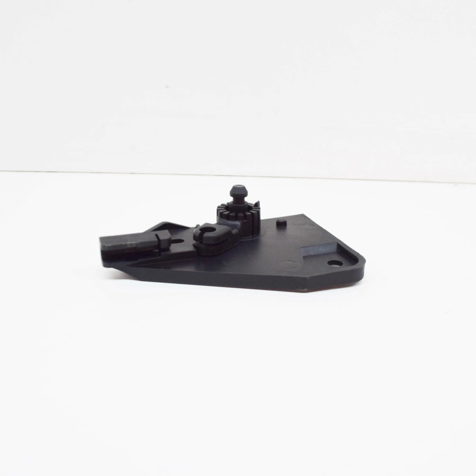 NEW AUDI A1 8X BONNET RELEASE HANDLE BRACKET RHD 7L0823633G 2013 ORIGINAL