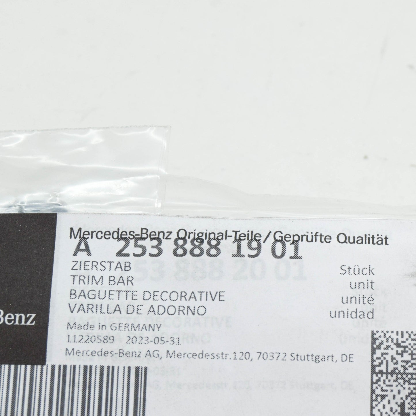 NEW MERCEDES-BENZ GLC X253 RADIATOR GRILLE LEFT TRIM BAR A2538881901 ORIGINAL