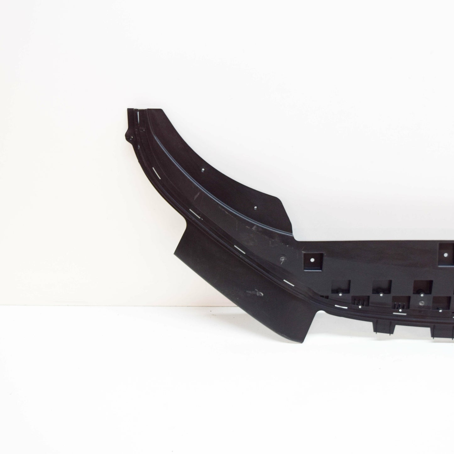 new audi a1 8x front bumper underbody closing element 8x0807611a original