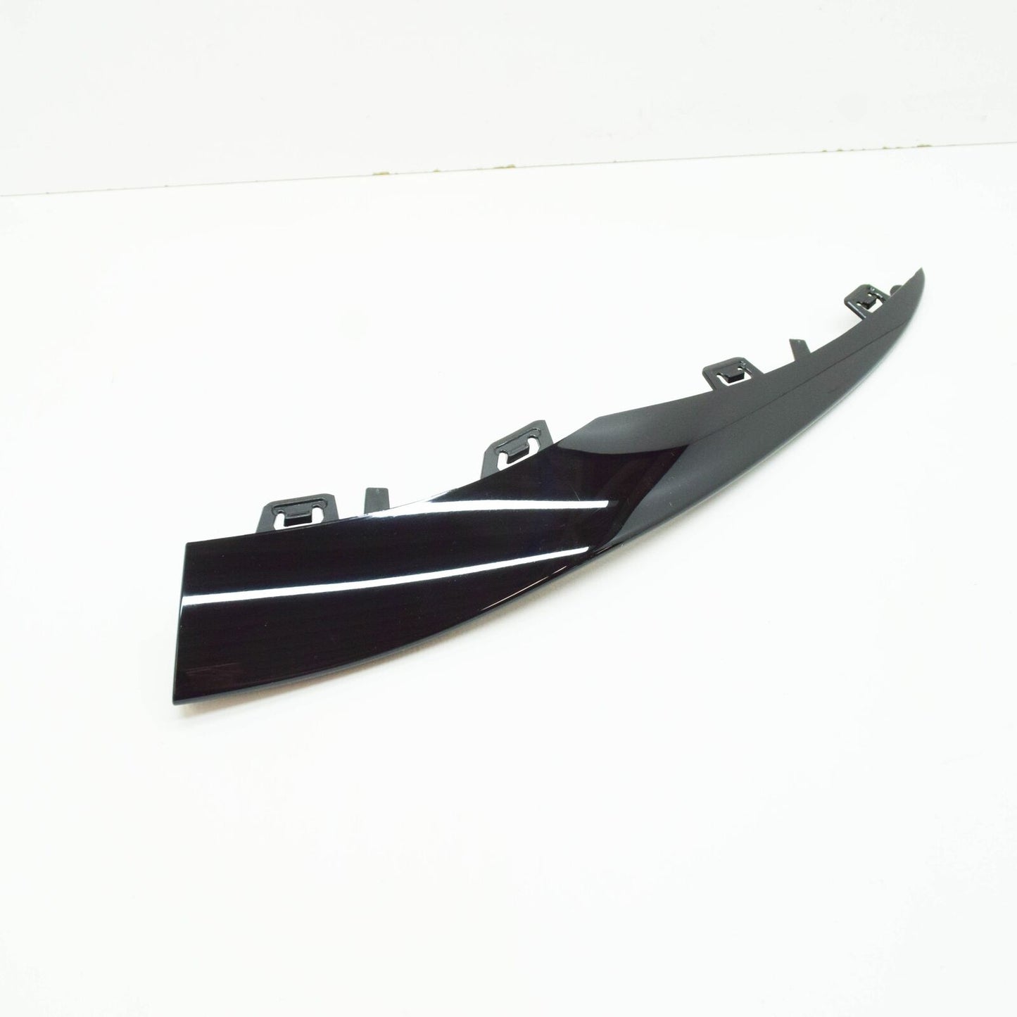 NEW MERCEDES-BENZ C W205 FRONT BUMPER RIGHT MOLDING A2058859002 ORIGINAL