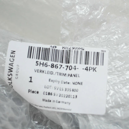 NEW VOLKSWAGEN GOLF MK8 CD REAR LID RIGHT UPPER PANEL TRIM 5H68677044PK ORIGINAL