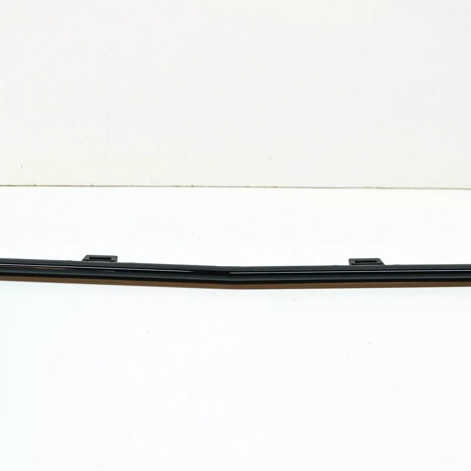 NEW MB GLE W167 AMG FRONT BUMPER CENTER MOLDING TRIM A1678854605 ORIGINAL