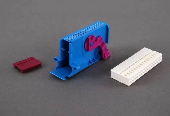 NEW VW TOUAREG 7P MK2 FLAT CONTACT HOUSING WITH CAP 32 PIN 1J0972977D