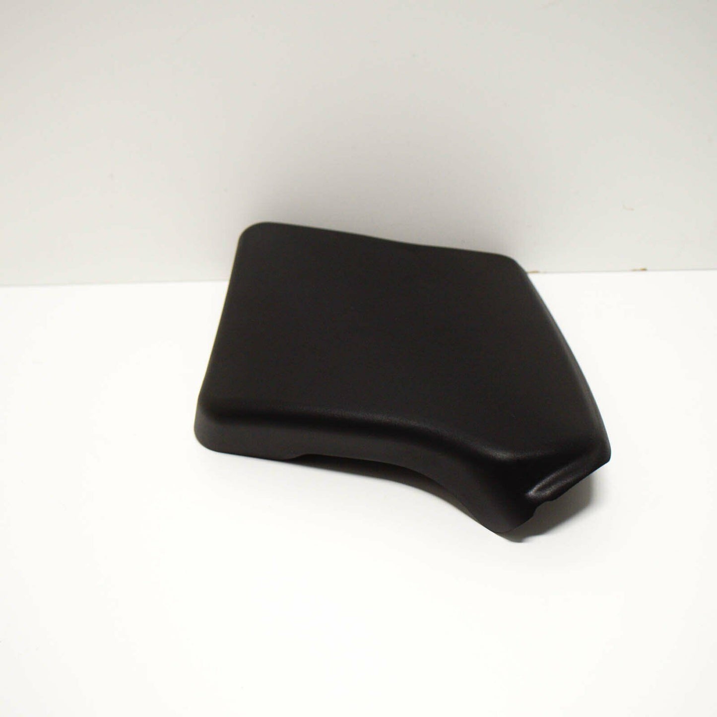 NEW AUDI Q5 8R REAR TAILLIGHT RIGHT COVER CAP 8R0945426A ORIGINAL