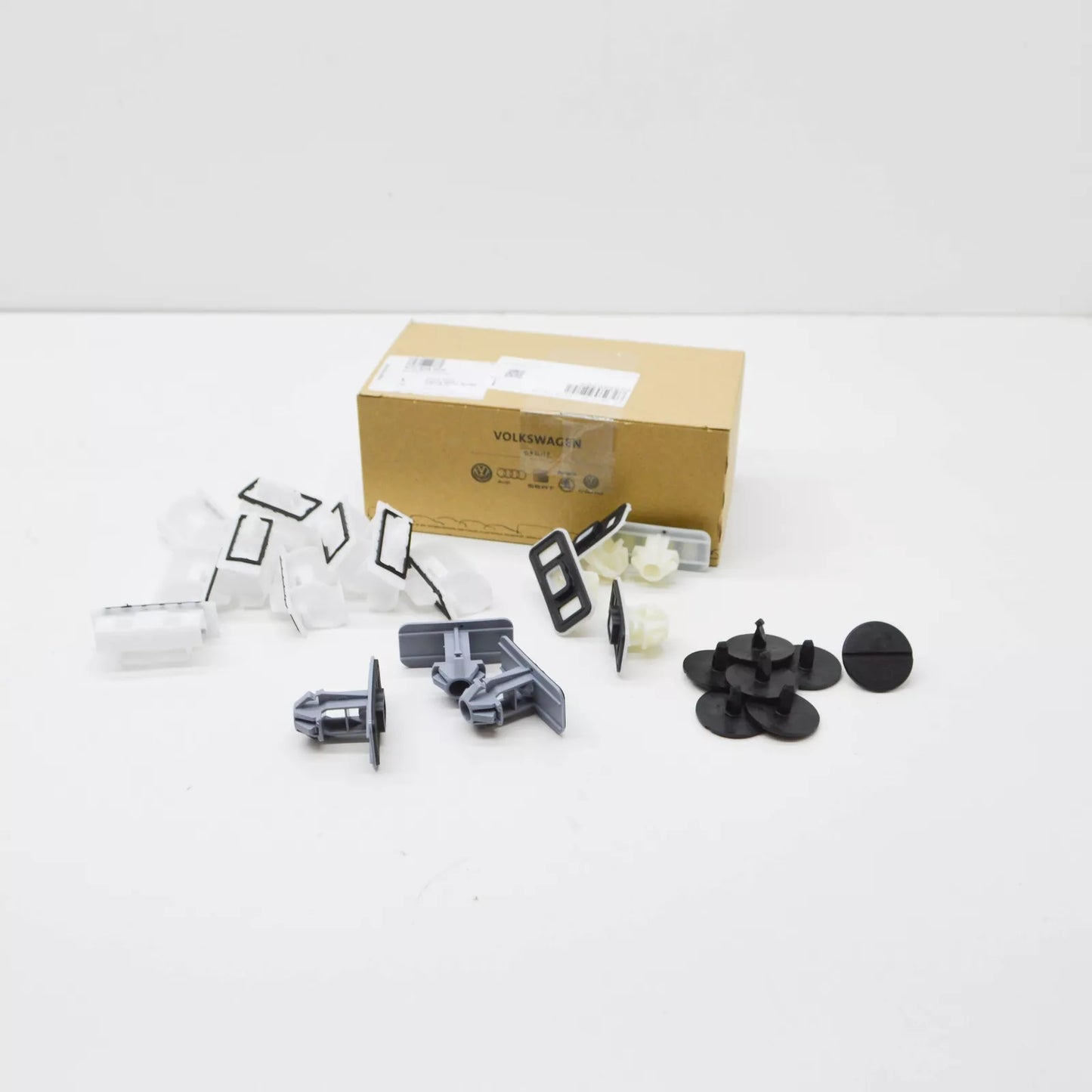 NEW AUDI A6 C7 SIDE SKIRT ATTACHMENT PARTS CLIPS SET 4G0898909