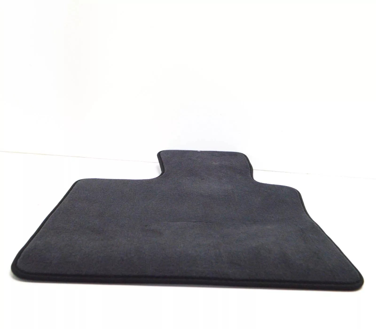 NEW BMW X6 F16 FRONT FLOOR MAT LEFT DRIVER SIDE 51477439860 LHD ORIGINAL