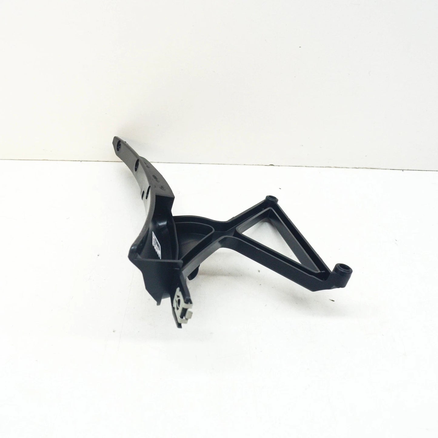 NEW BMW 4 COUPE F32 FRONT RIGHT BRAKE AIR DUCT 51747465290 ORIGINAL