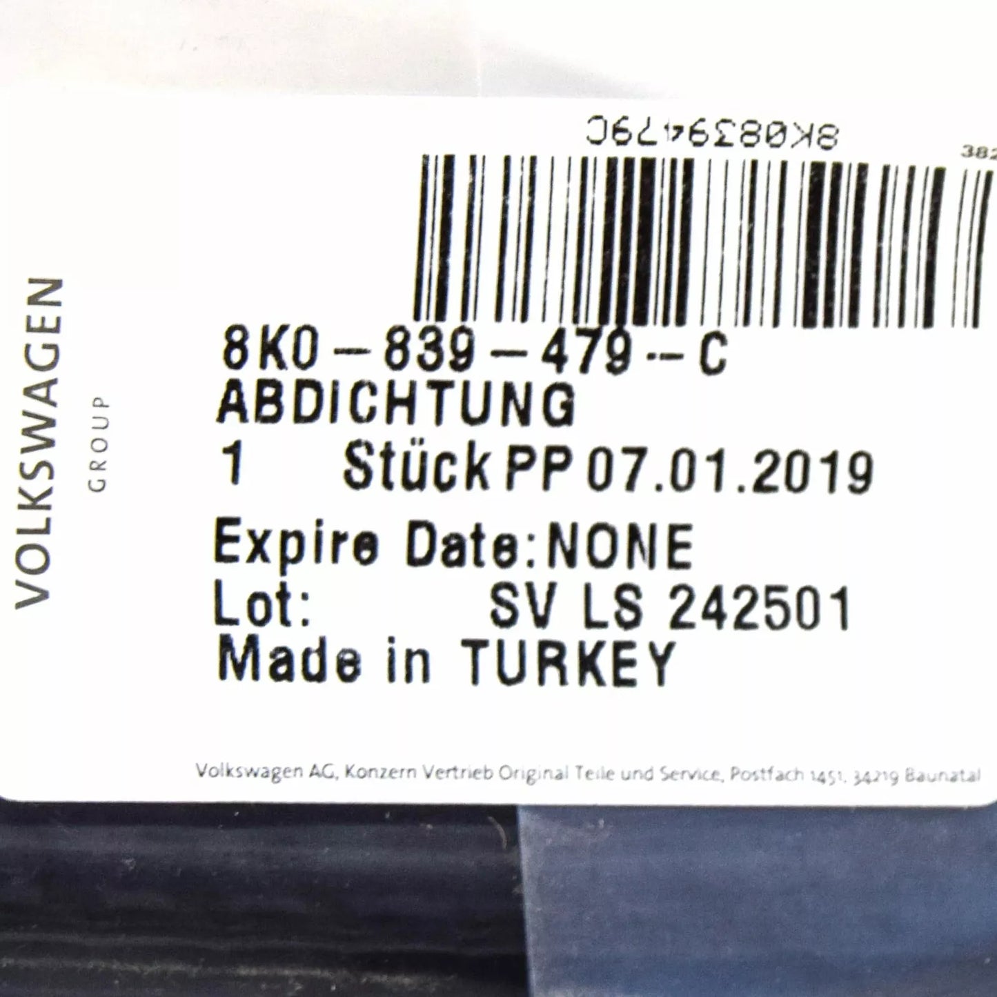 NEW AUDI A4 B8 REAR LEFT DOOR WINDOW SLOT SEAL TRIM 8K0839479C