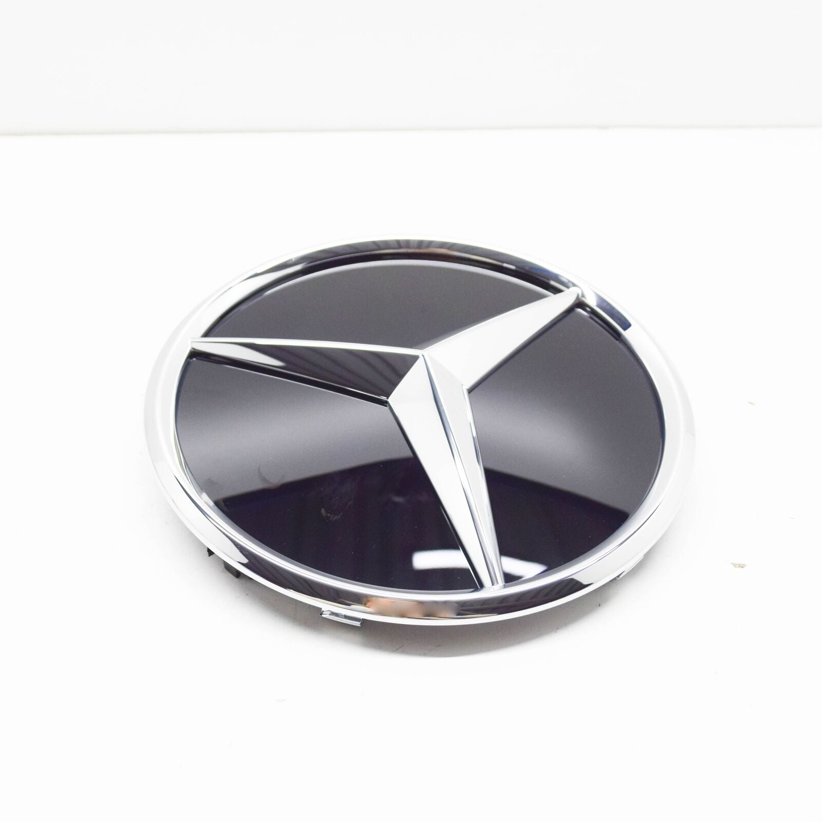 NEW MB CLS C257 RADIATOR GRILLE MERCEDES STAR CARRIER A2138803307 ORIGINAL