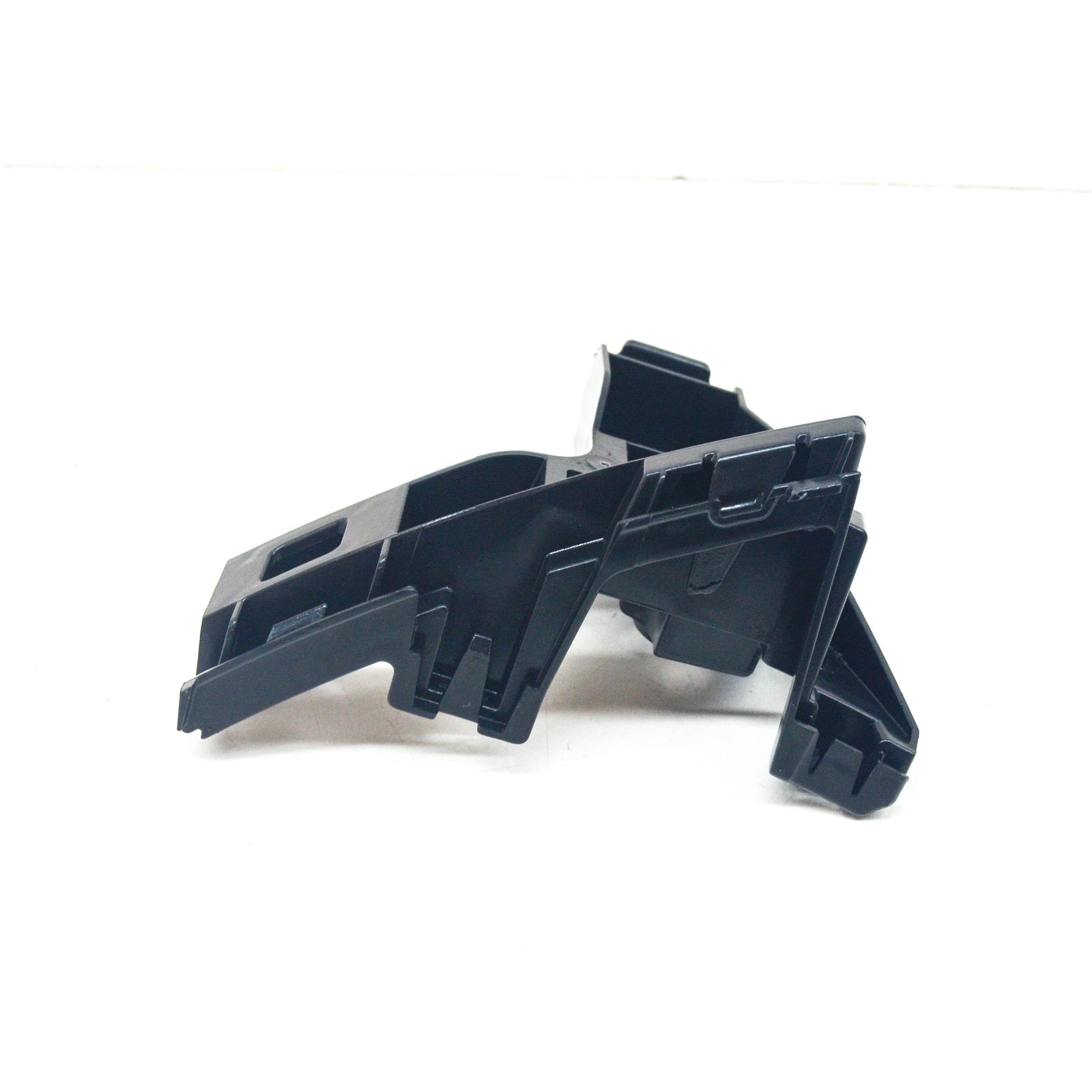 NEW VOLKSWAGEN GOLF MK7 5G REAR RIGHT BUMPER BRACKET 5G6807394A ORIGINAL