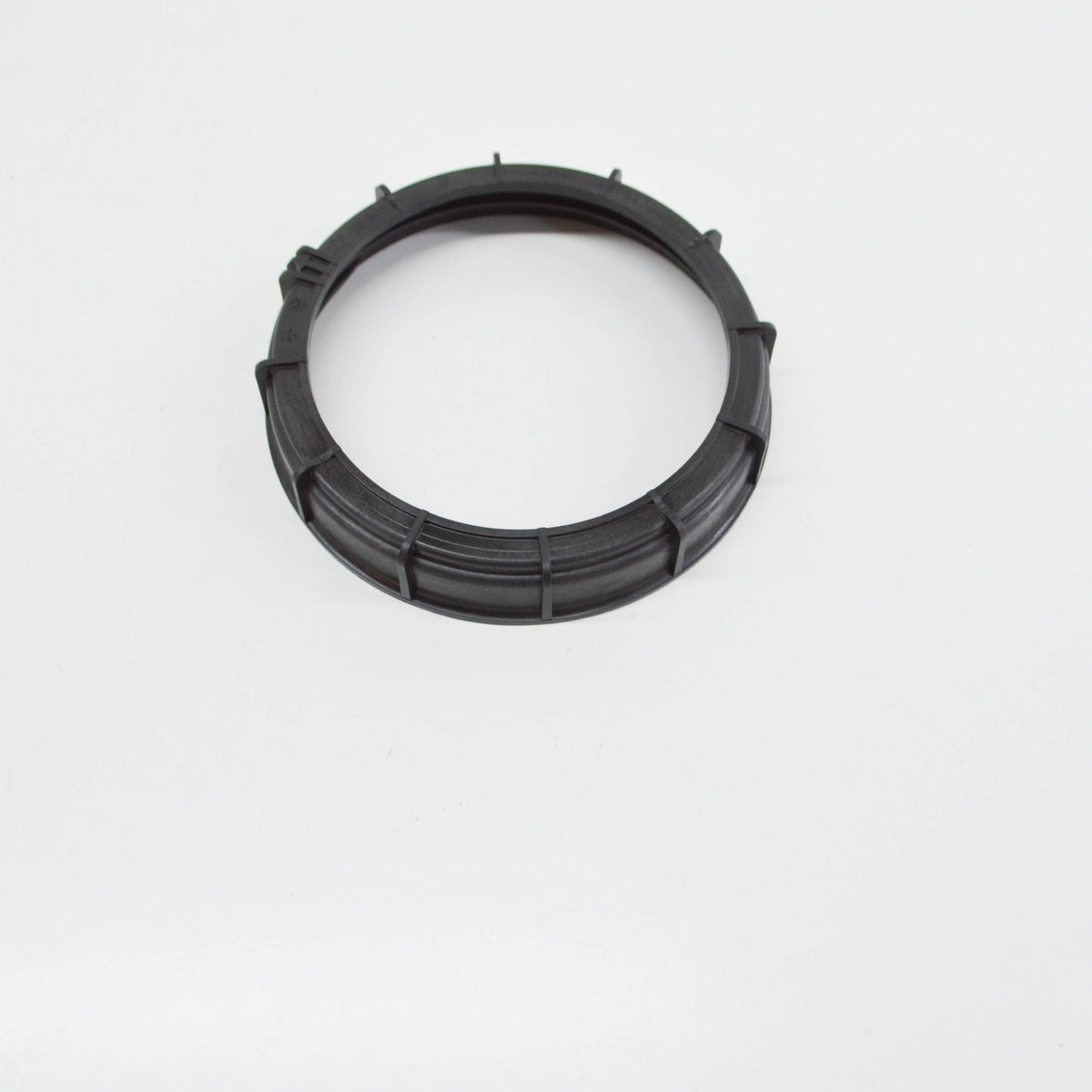 new audi q5 8r diesel exhaust fluid (def) pump lock ring 8r0131975 original