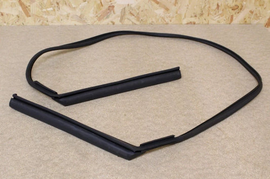 NEW MERCEDES-BENZ E CABRIO A207 REAR ROOF SEALING A2097700098 ORIGINAL