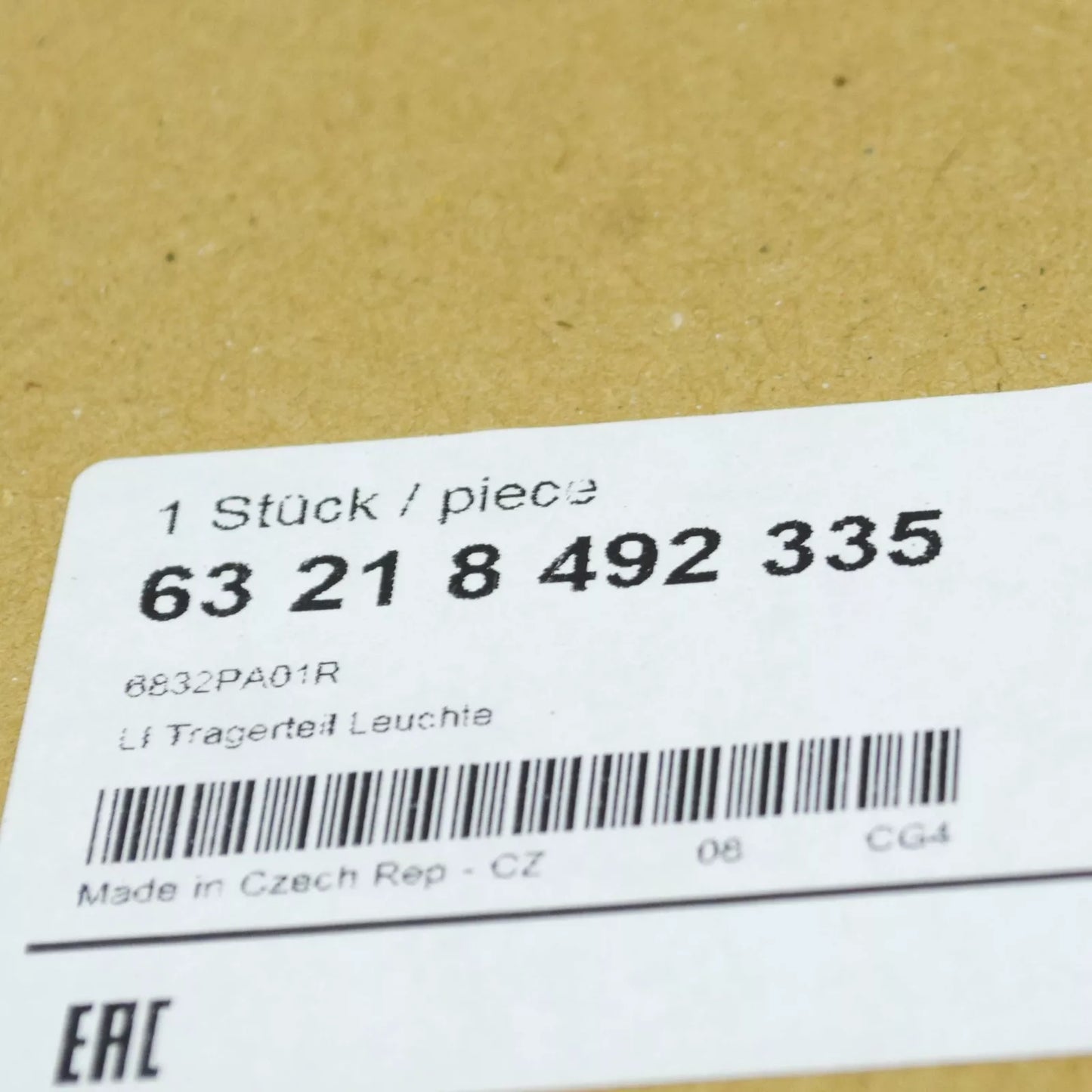 NEW BMW 7 G11 REAR LEFT TAILLIGHT FINISHER BRACKET 63218492335 ORIGINAL