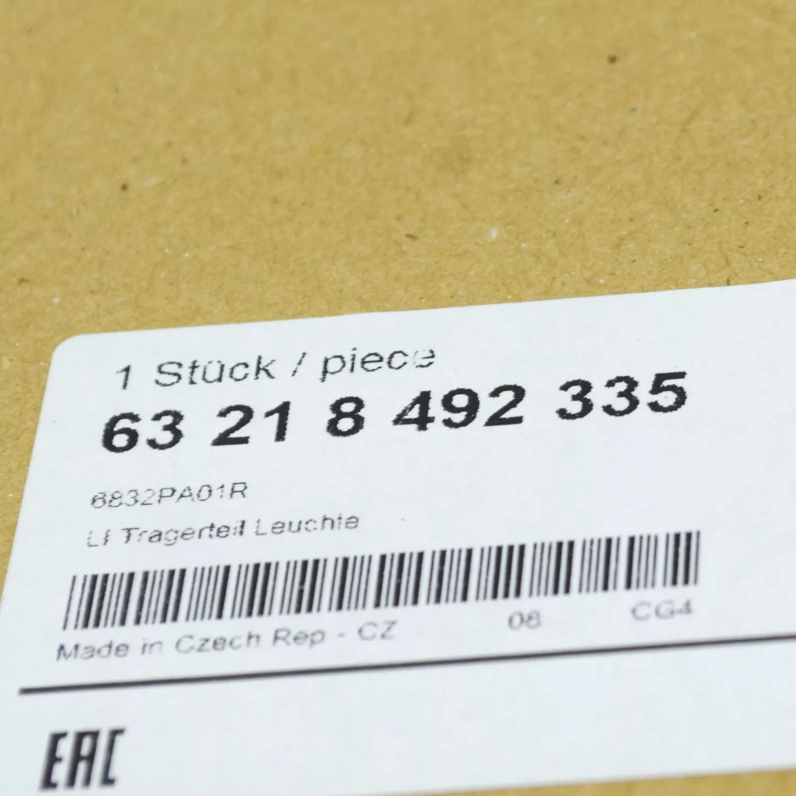 NEW BMW 7 G11 REAR LEFT TAILLIGHT FINISHER BRACKET 63218492335 ORIGINAL