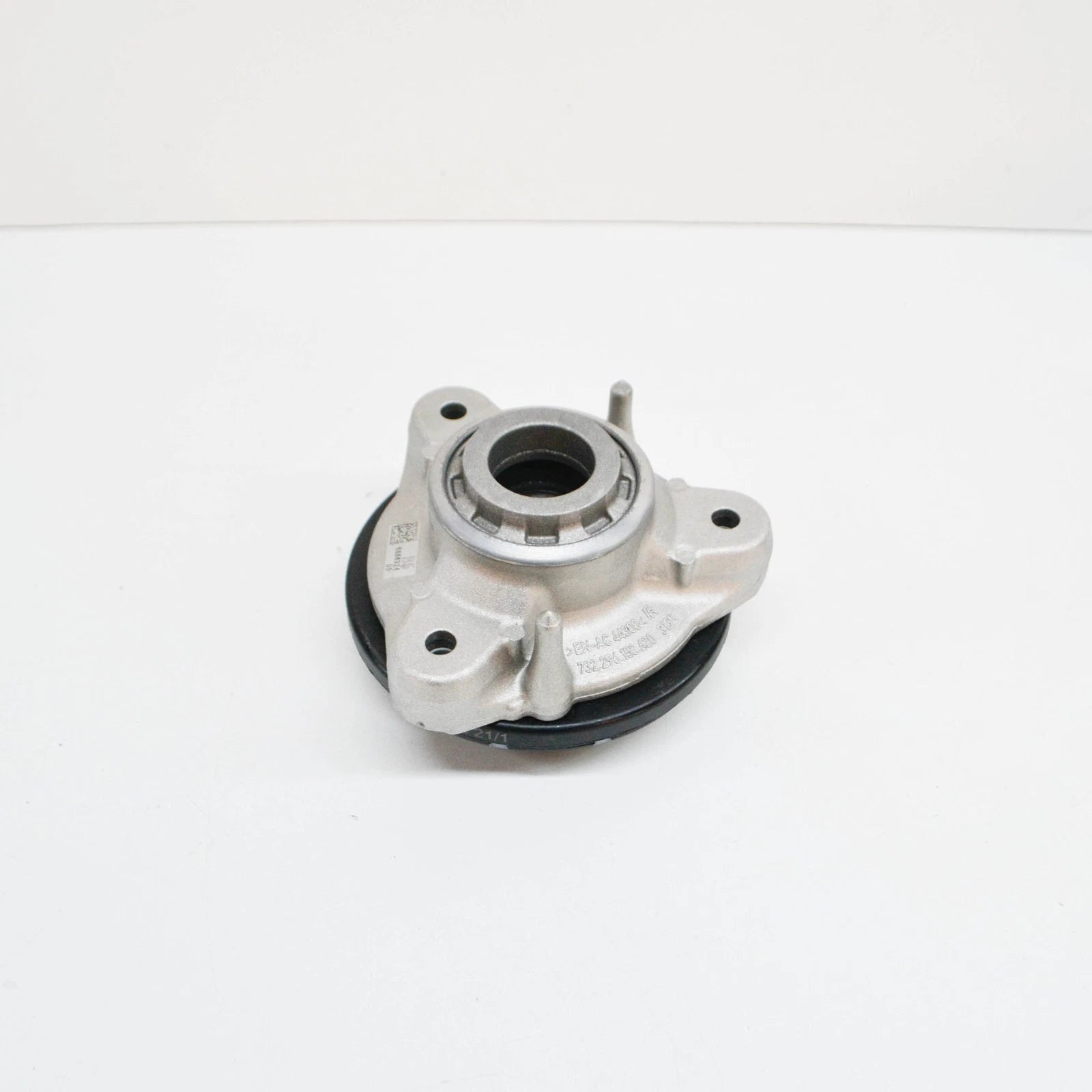 NEW BMW X3 G01 FRONT UPPER STRUT MOUNT 6888324 31306888324 ORIGINAL