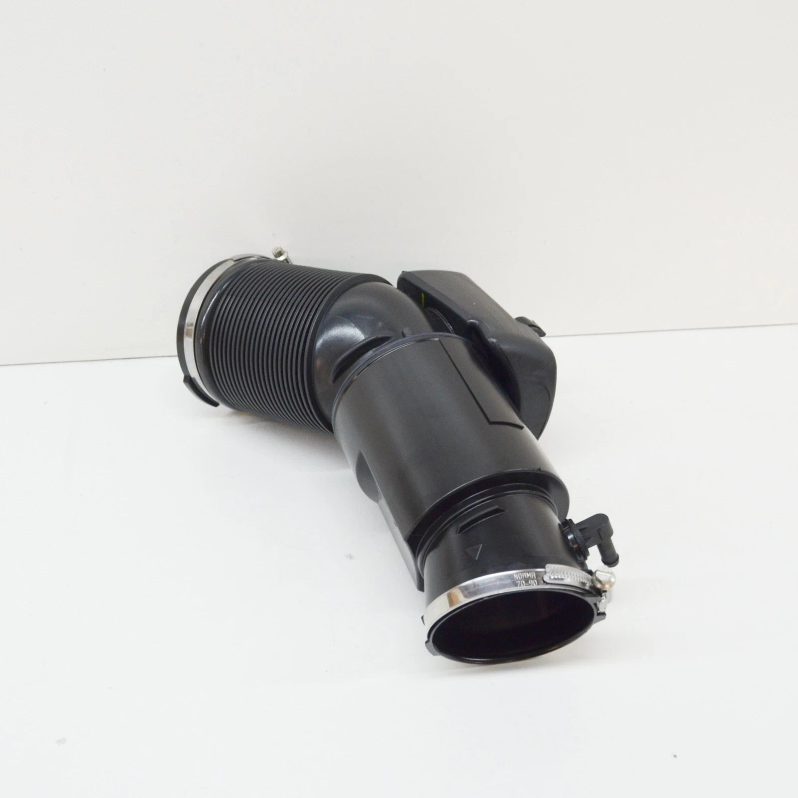 NEW AUDI A6 AVANT C6 INTAKE THROTTLE BODY HOSE 06E129629P ORIGINAL