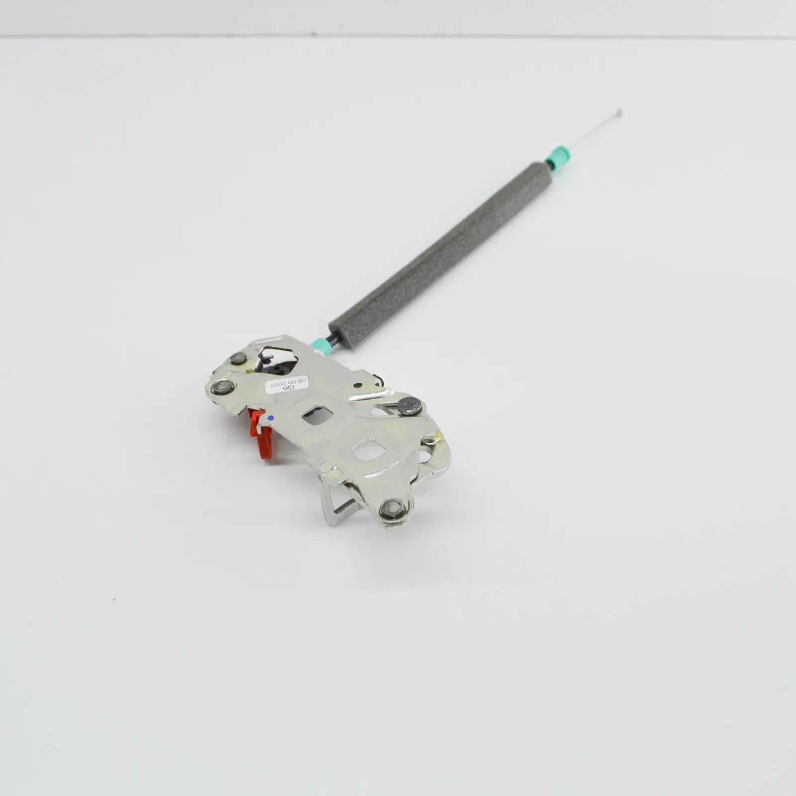 NEW MERCEDES-BENZ CLS C218 TAILGATE SERVO LOCK BRACKET A2187500032 ORIGINAL