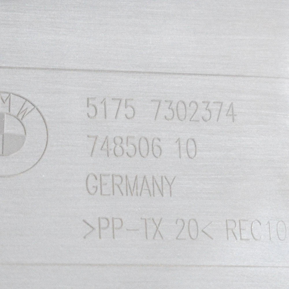 NEW BMW 7F01 FUEL TANK RIGHT SIDE COVER PANEL 51757302374 7302374 2010 ORIGINAL