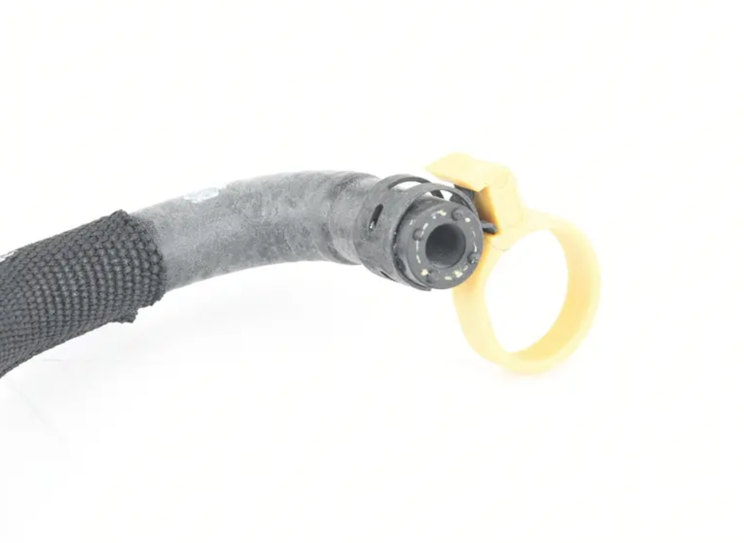 new bmw 7 g11, g12 engine ventilation line 17128602666 8602666 original