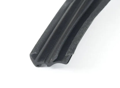 NEW VOLKSWAGEN PASSAT B7 FRONT RIGHT DOOR WINDOW GUIDE 3C4837432F5AP ORIGINAL