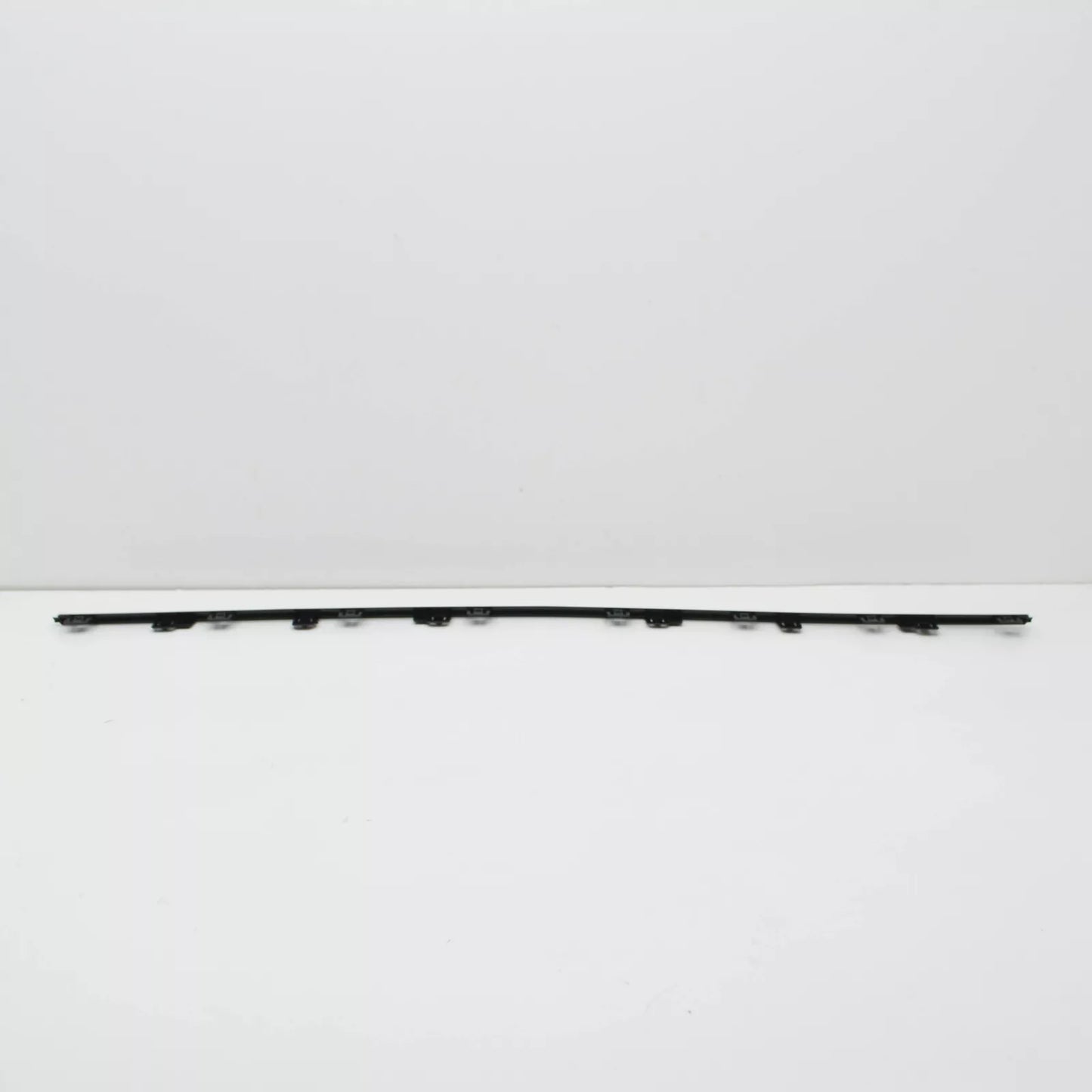 NEW MERCEDES-BENZ C W206 AMG FRONT BUMPER CENTER LOWER TRIM A2068855802 ORIGINAL