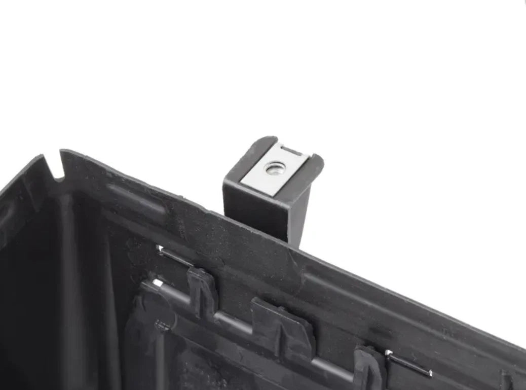 NEW BMW X5 E70 LEFT AUXILIARY RADIATOR AIR DUCT 51747222869 7222869 ORIGINAL