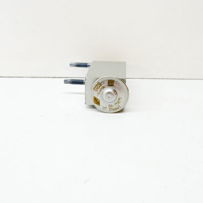 NEW MERCEDES-BENZ C W204 A/C EXPANSION VALVE LHD A2128300284 ORIGINAL