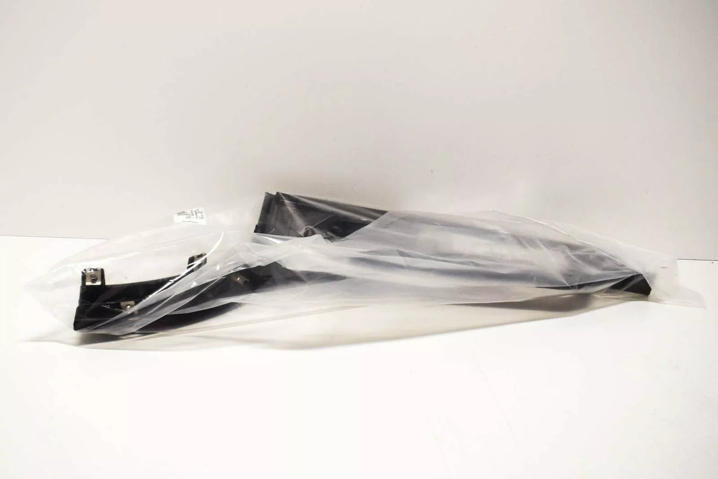 NEW AUDI Q5 8R LEFT OUTER UNDERBODY TRIM 8R0825213A