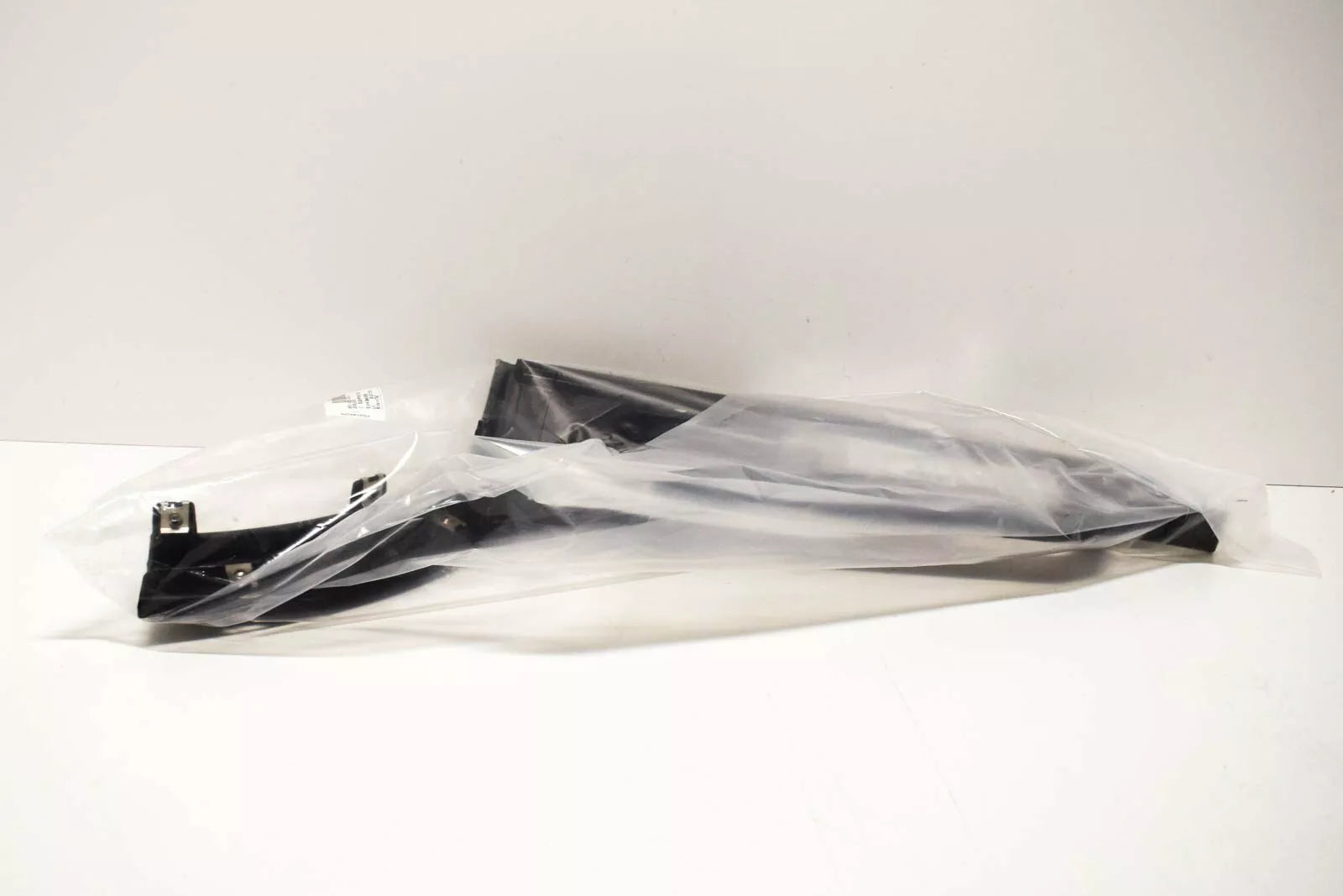 NEW AUDI Q5 8R LEFT OUTER UNDERBODY TRIM 8R0825213A