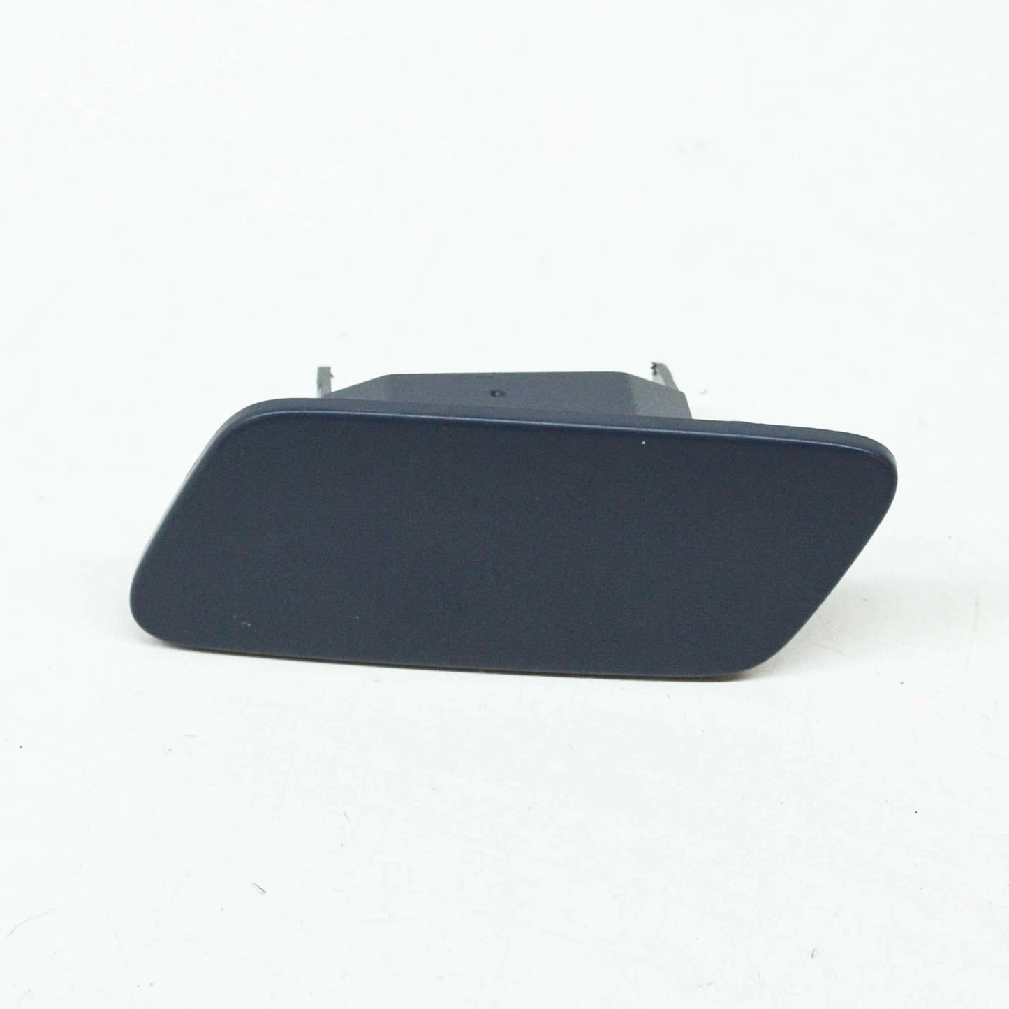 NEW VW PASSAT B7 362 LEFT SIDE HEADLAMP WASHER COVER CAP 3AA955109BGRU