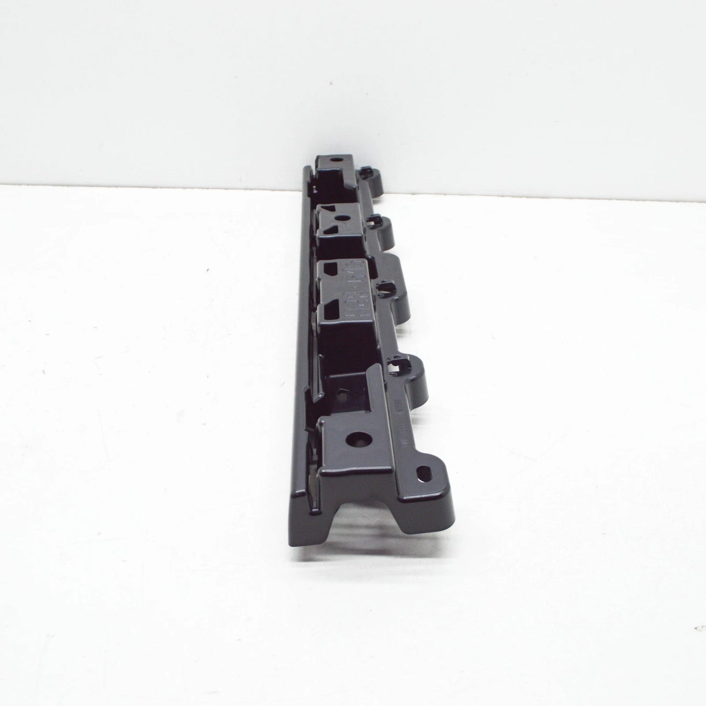 NEW BMW M8 GRAN COUPE G16 F93 REAR RIGHT SIDESKIRT HOLDER 51777497692 ORIGINAL