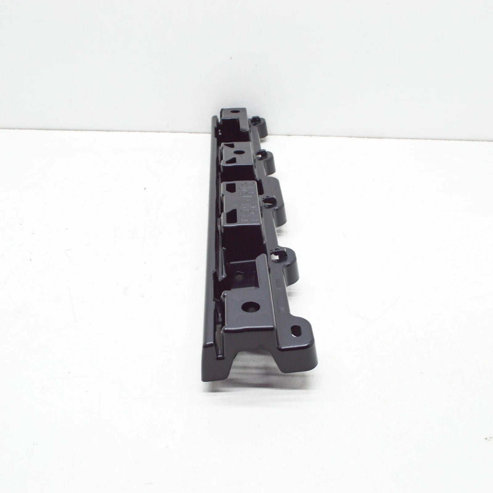 NEW BMW M8 GRAN COUPE G16 F93 REAR RIGHT SIDESKIRT HOLDER 51777497692 ORIGINAL