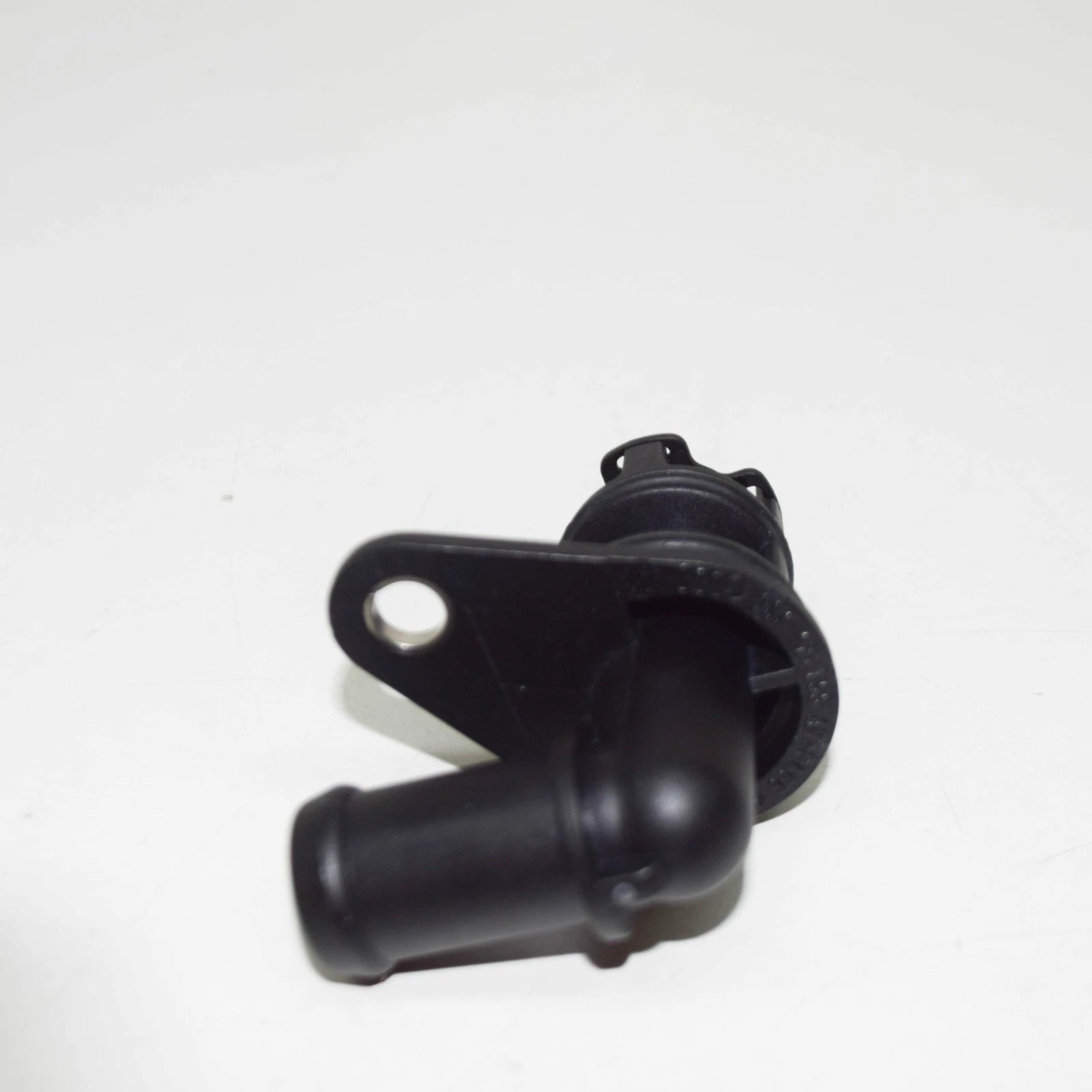 NEW AUDI A6 C7 ENGINE COOLANT PIPE ADAPTER 059121155AH ORIGINAL