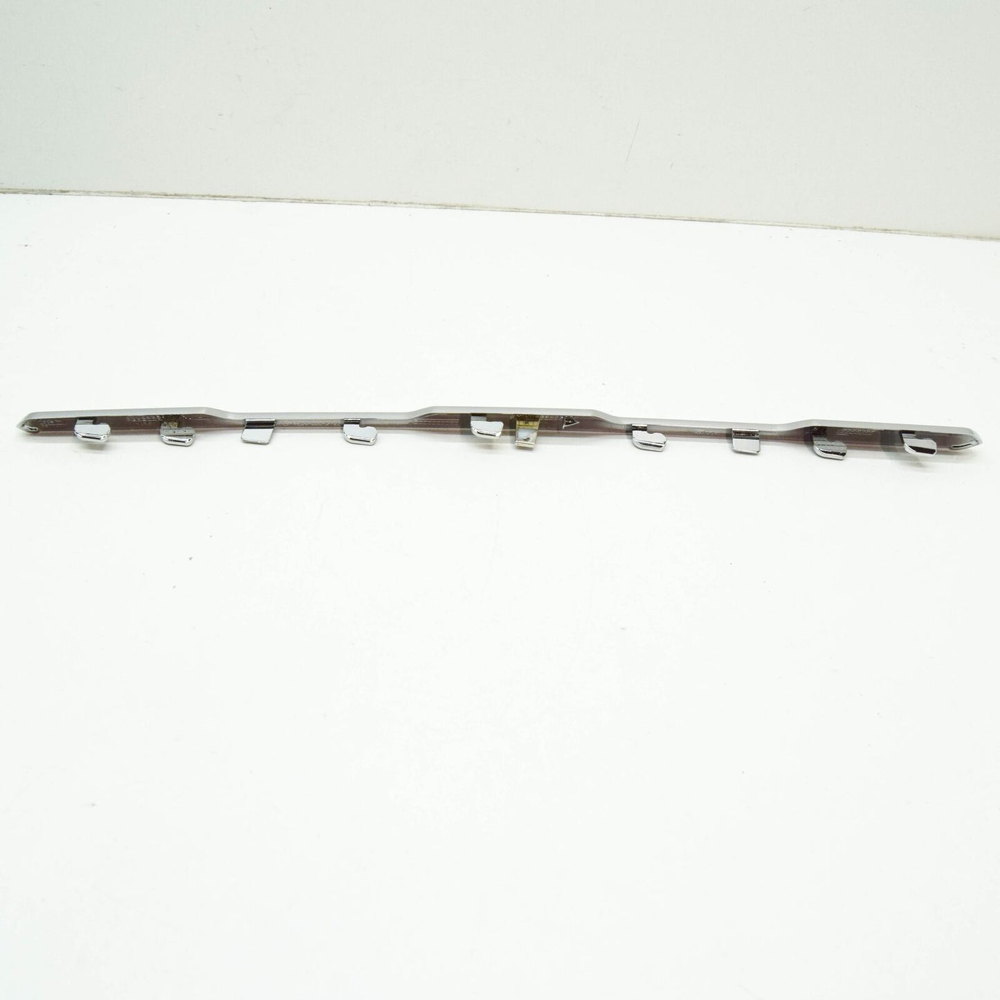 NEW MERCEDES-BENZ GLC X253 RADIATOR GRILLE LEFT TRIM BAR A2538881901 ORIGINAL