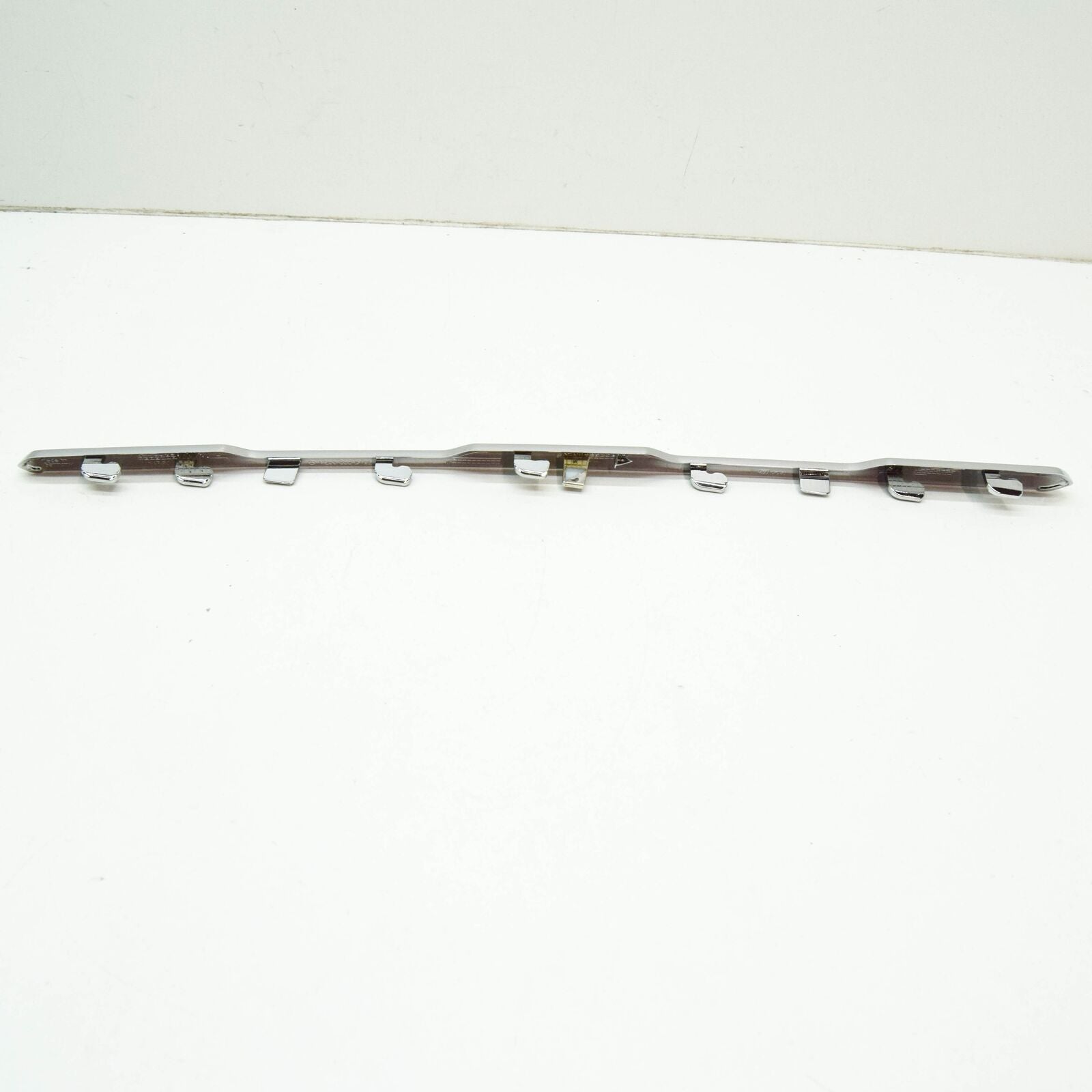 NEW MERCEDES-BENZ GLC X253 RADIATOR GRILLE LEFT TRIM BAR A2538881901 ORIGINAL