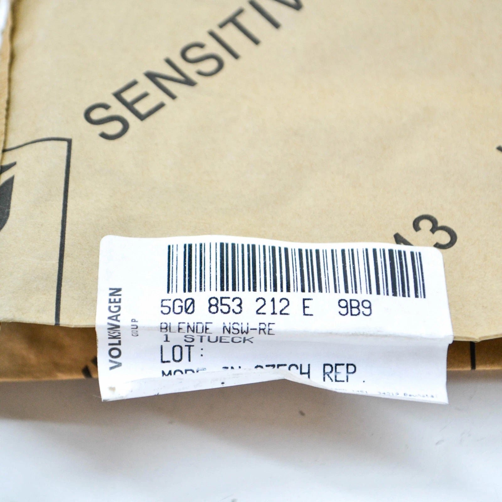 NEW VW GOLF 5G FRONT BUMPER RIGHT LOWER COVER TRIM 5G0853212E9B9 ORIGINAL