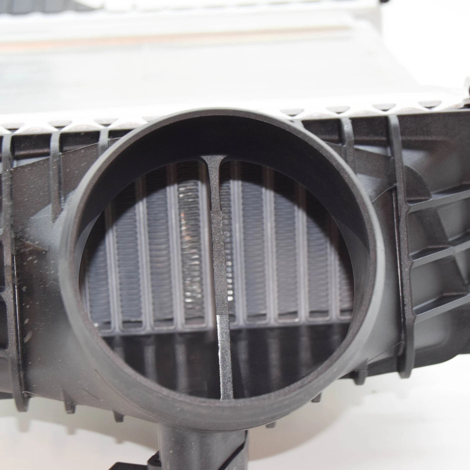 NEW MERCEDES-BENZ A W176 ENGINE CHARGE AIR COOLER A1330900014 ORIGINAL