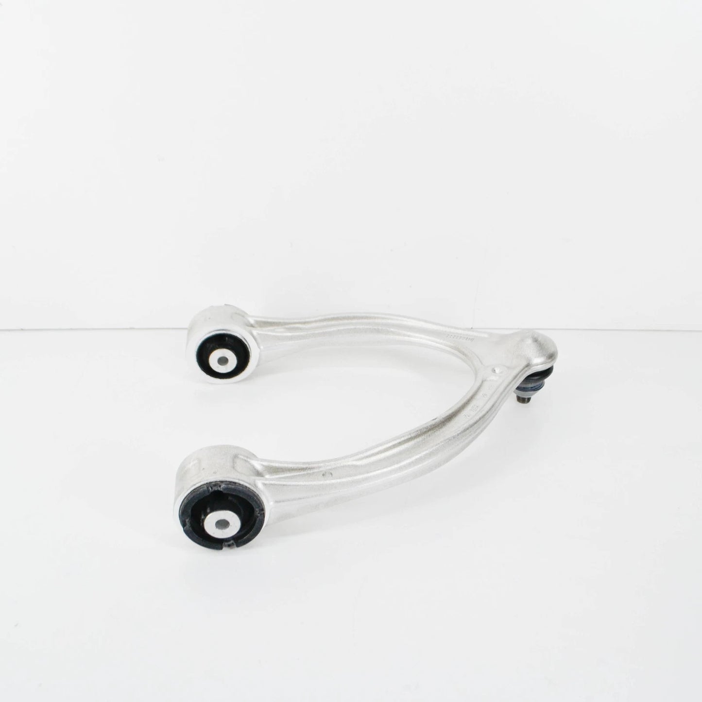 NEW MERCEDES-BENZ C-CLASS W205 FRONT LEFT UPPER CONTROL ARM A2053305501