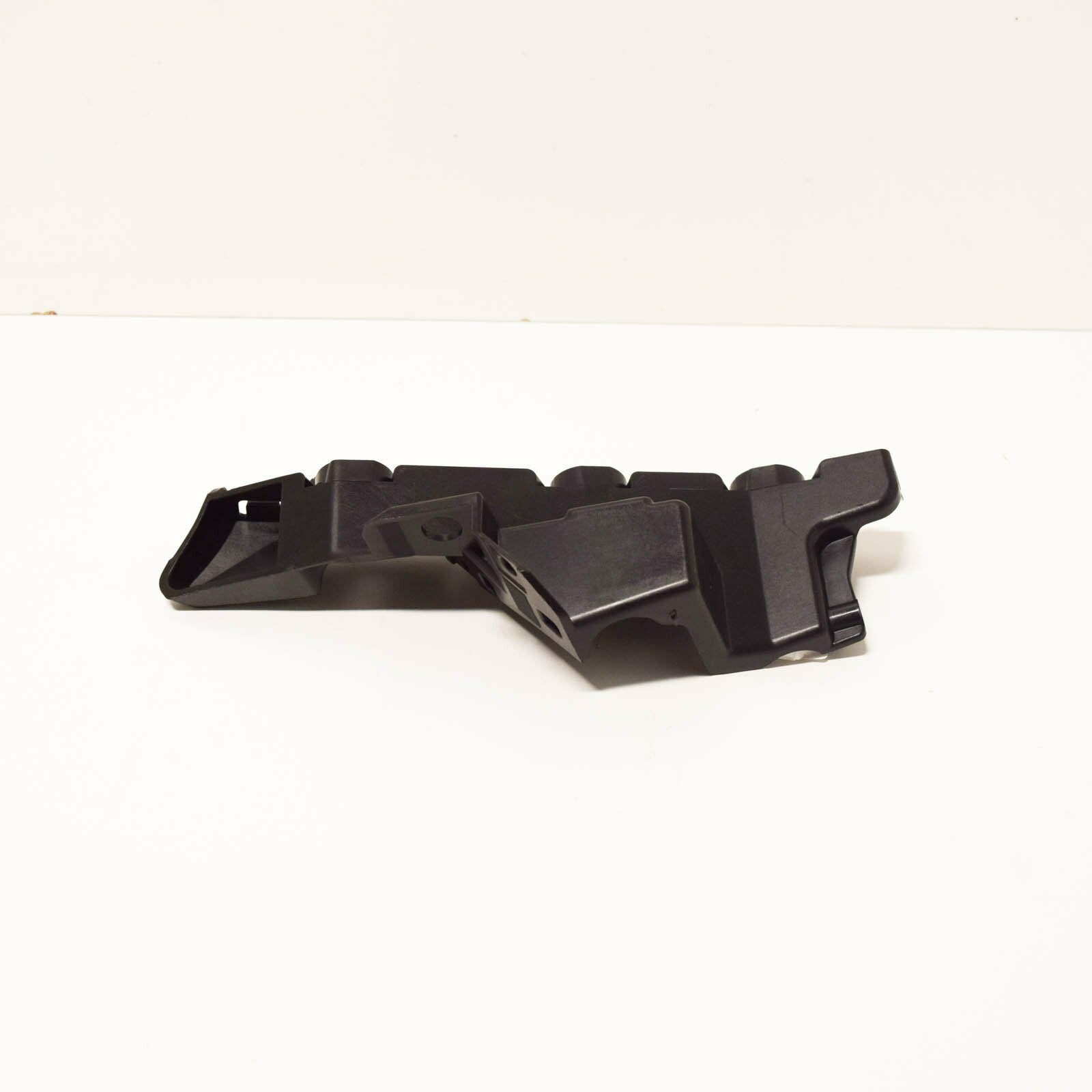 NEW AUDI Q7 4M FRONT BUMPER RIGHT UPPER GUIDE BRACKET 4M0807284B ORIGINAL