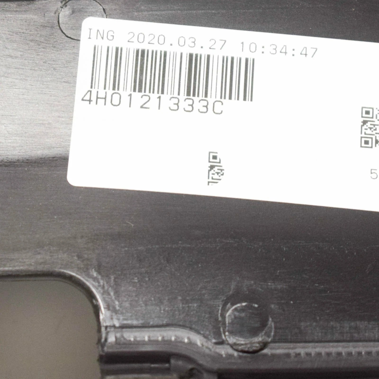 NEW AUDI A8 4H FRONT AIR INTAKE DUCT 4H0121333C ORIGINAL