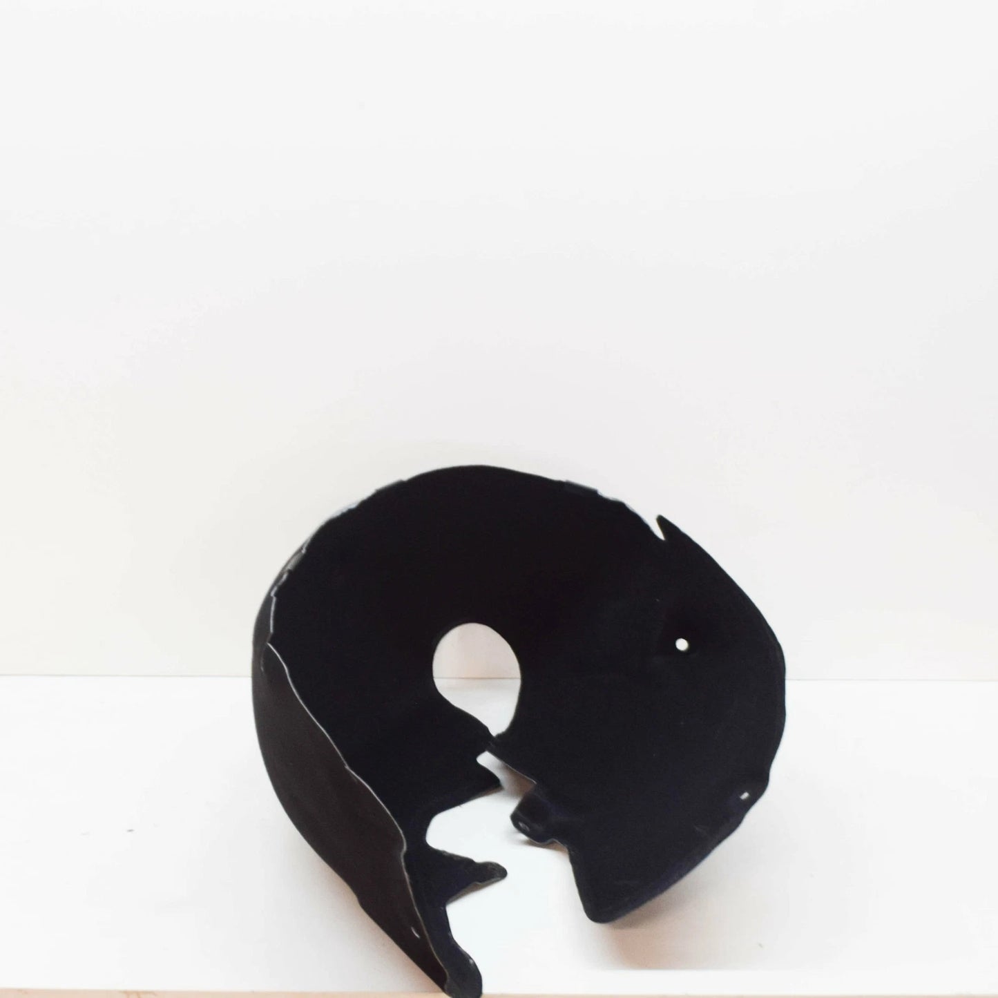 NEW MERCEDES-BENZ S W221 REAR LEFT WHEEL ARCH COVER A2216902030 ORIGINAL