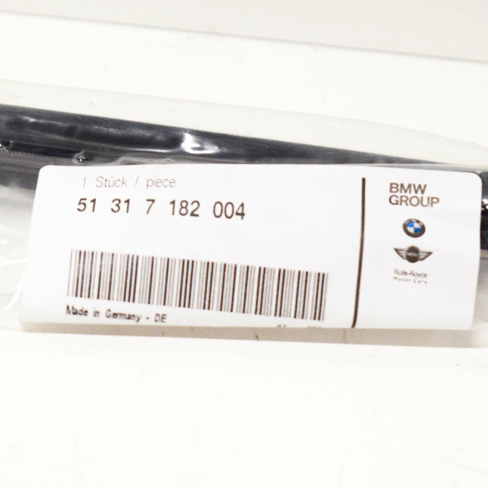 NEW BMW X5 E53 FRONT UPPER WINDSHIELD MOULDING TRIM SEAL 51317182004