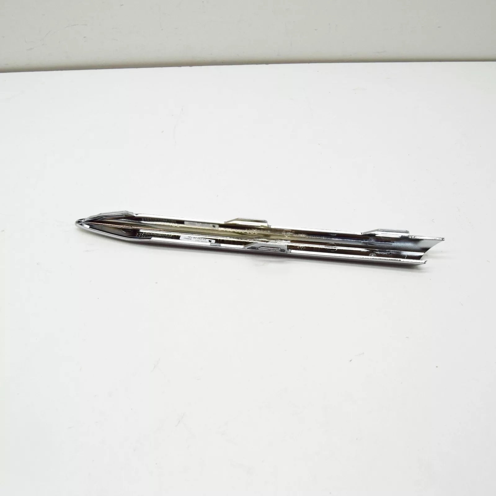 NEW VOLKSWAGEN ARTEON 3H7 FRONT RIGHT BUMPER MOLDING 3G8853254D2ZZ ORIGINAL