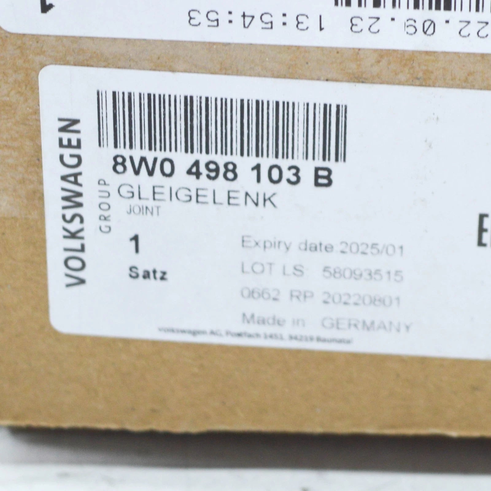NEW AUDI A4 AVANT B9 FRONT AXLE DRIVESHAFT PROTECTION 8W0498103B ORIGINAL