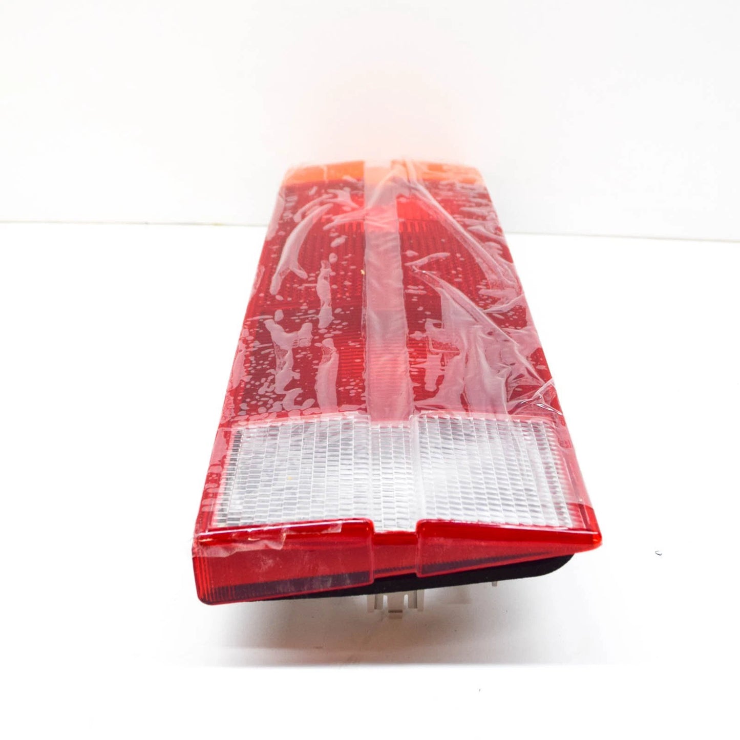 NEW BMW 3 E30 REAR RIGHT TAIL LIGHT WITH FOG LIGHT 63211370678 1370678 ORIGINAL