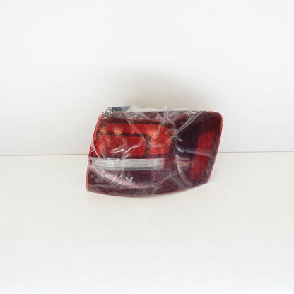 NEW VOLKSWAGEN JETTA MK6 REAR RIGHT TAILLIGHT 5C6945096N