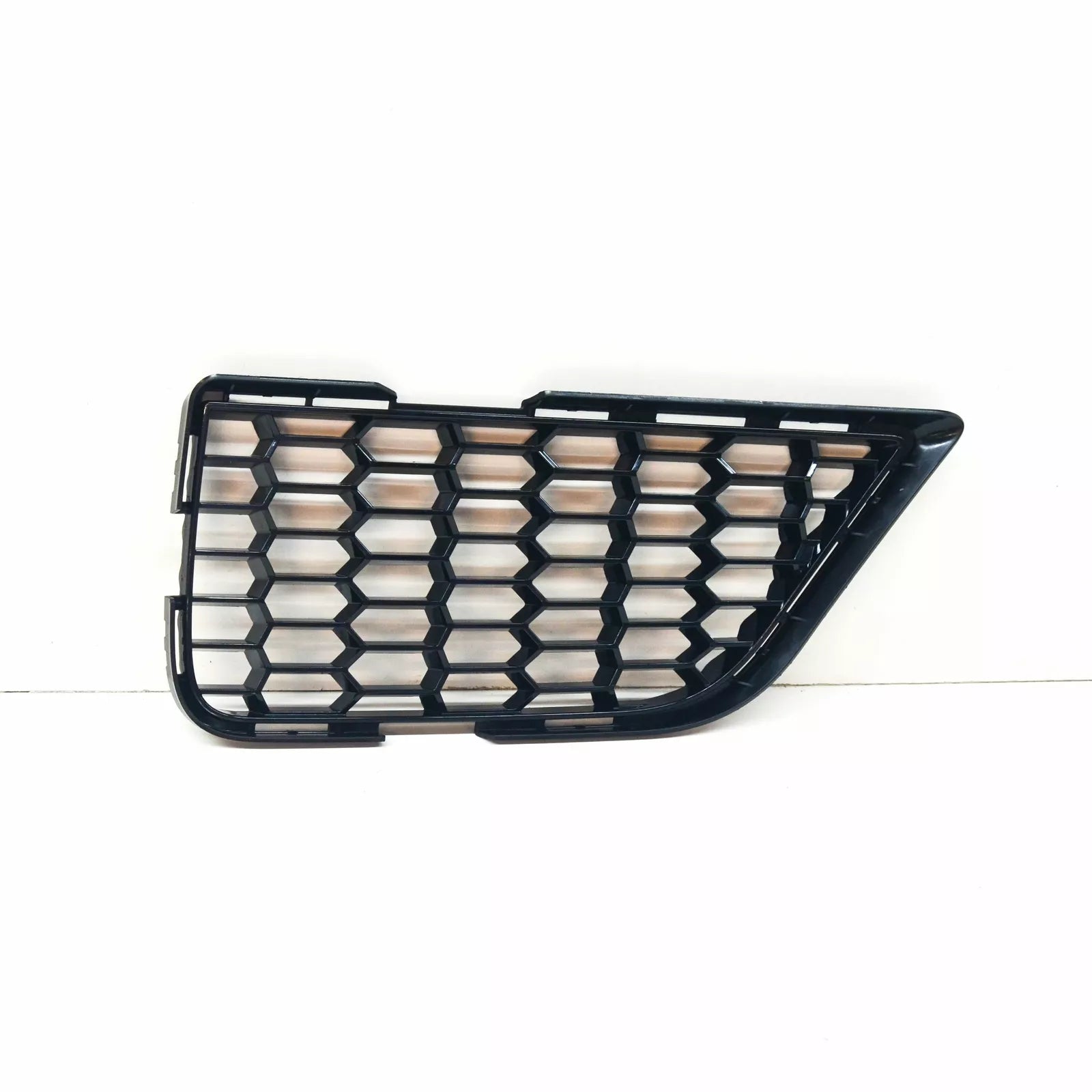 NEW BMW M5 F90 M FRONT BUMPER RIGHT OPEN AIR GRILLE 51118065318 ORIGINAL