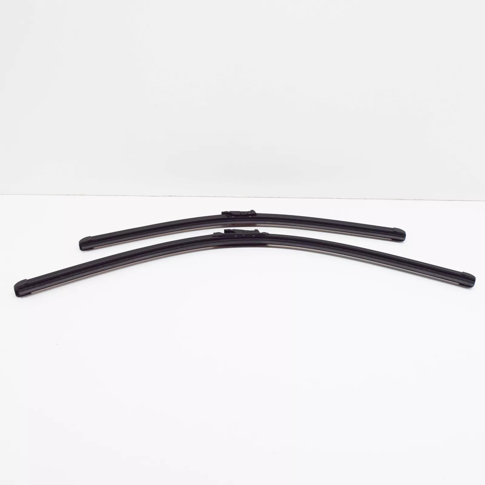 NEW AUDI A8 D4 FRONT WINDSCREEN WIPER BLADES AERO LHD 4H1998002B ORIGINAL