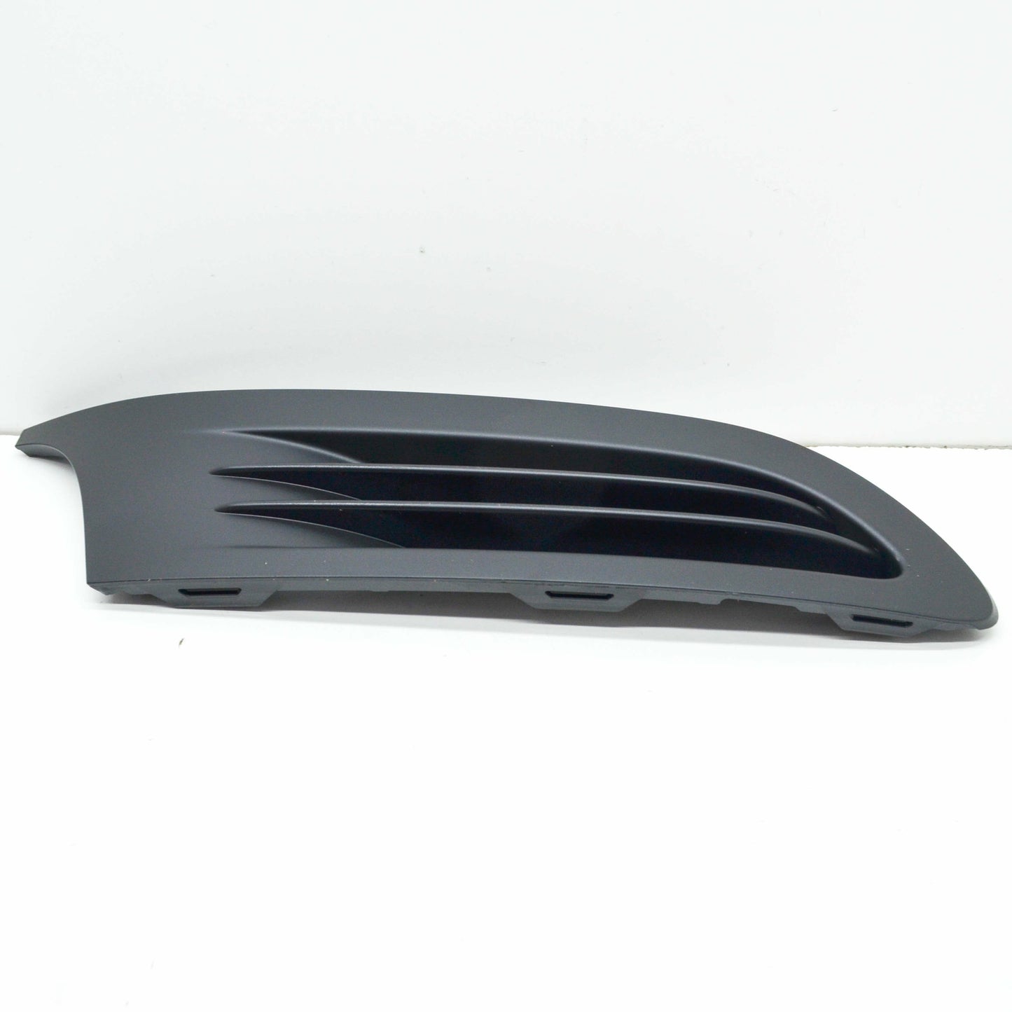 NEW VW GOLF MK5 PLUS FRONT BUMPER RIGHT VENT GRILLE 5M0853666J9B9 ORIGINAL